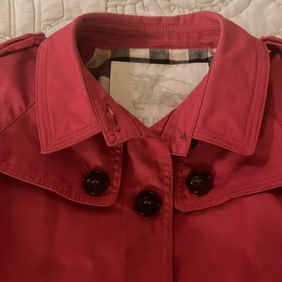 Burberry 2Y girls raincoat Pink beautiful!
